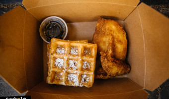 Little Skillet – Fried Chicken and Waffles